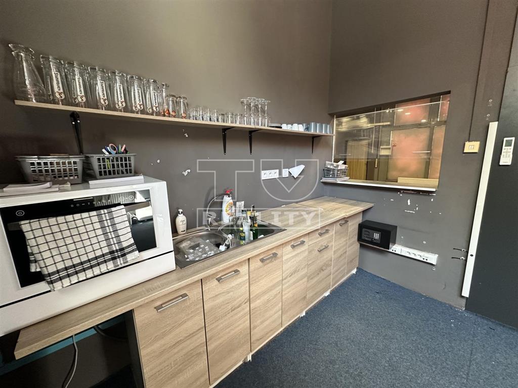 Prenájom lukratívneho obchodného priestoru – sídlisko... - 7