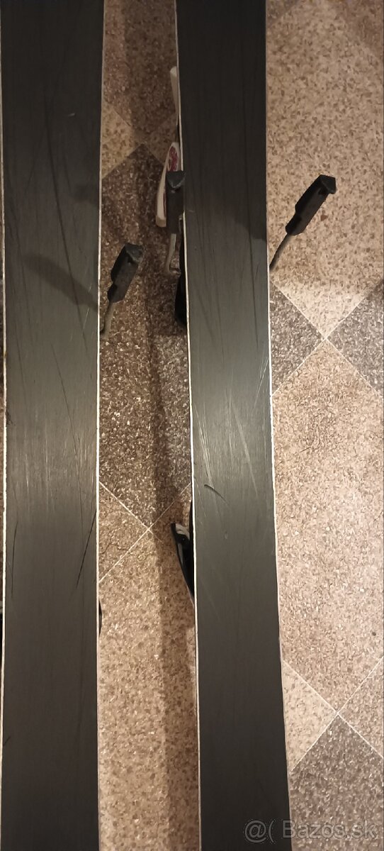 Dievčenské carving lyže Atomic 140 - 7