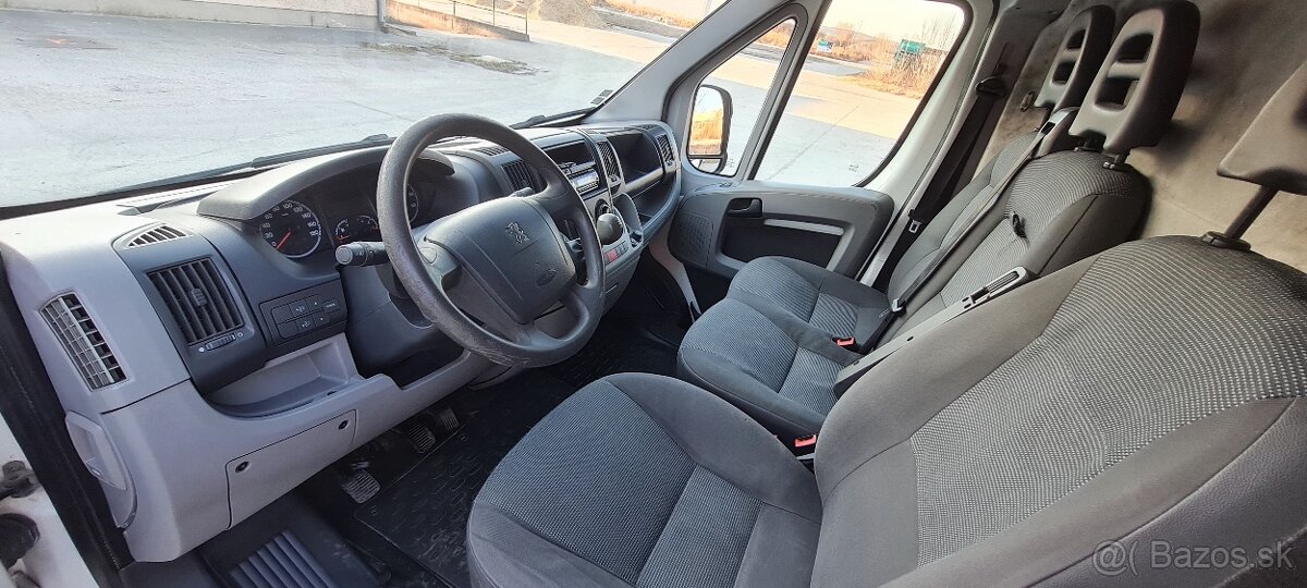 Peugeot Boxer 2.2 - 7