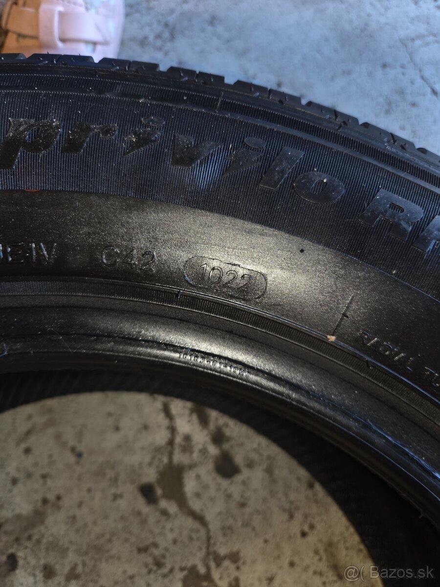 Pneumatiky 225 65 16C letné zn.trocmax - 7