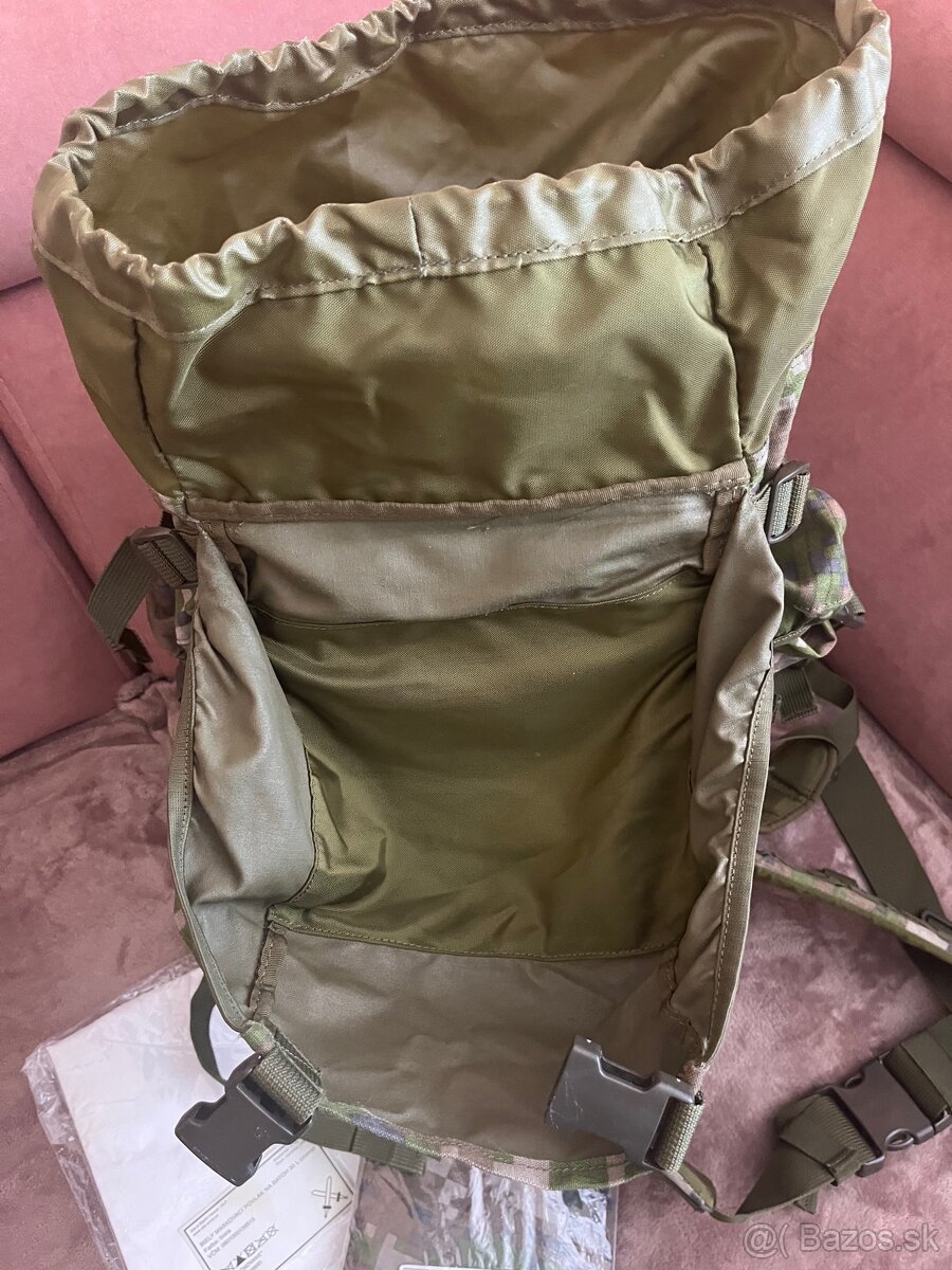 vojensky batoh 30L - 7