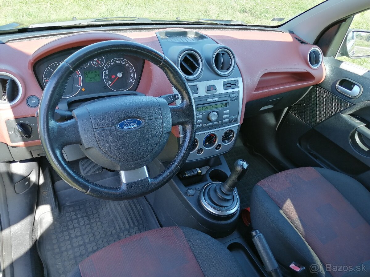 Ford Fiesta - automat - 7