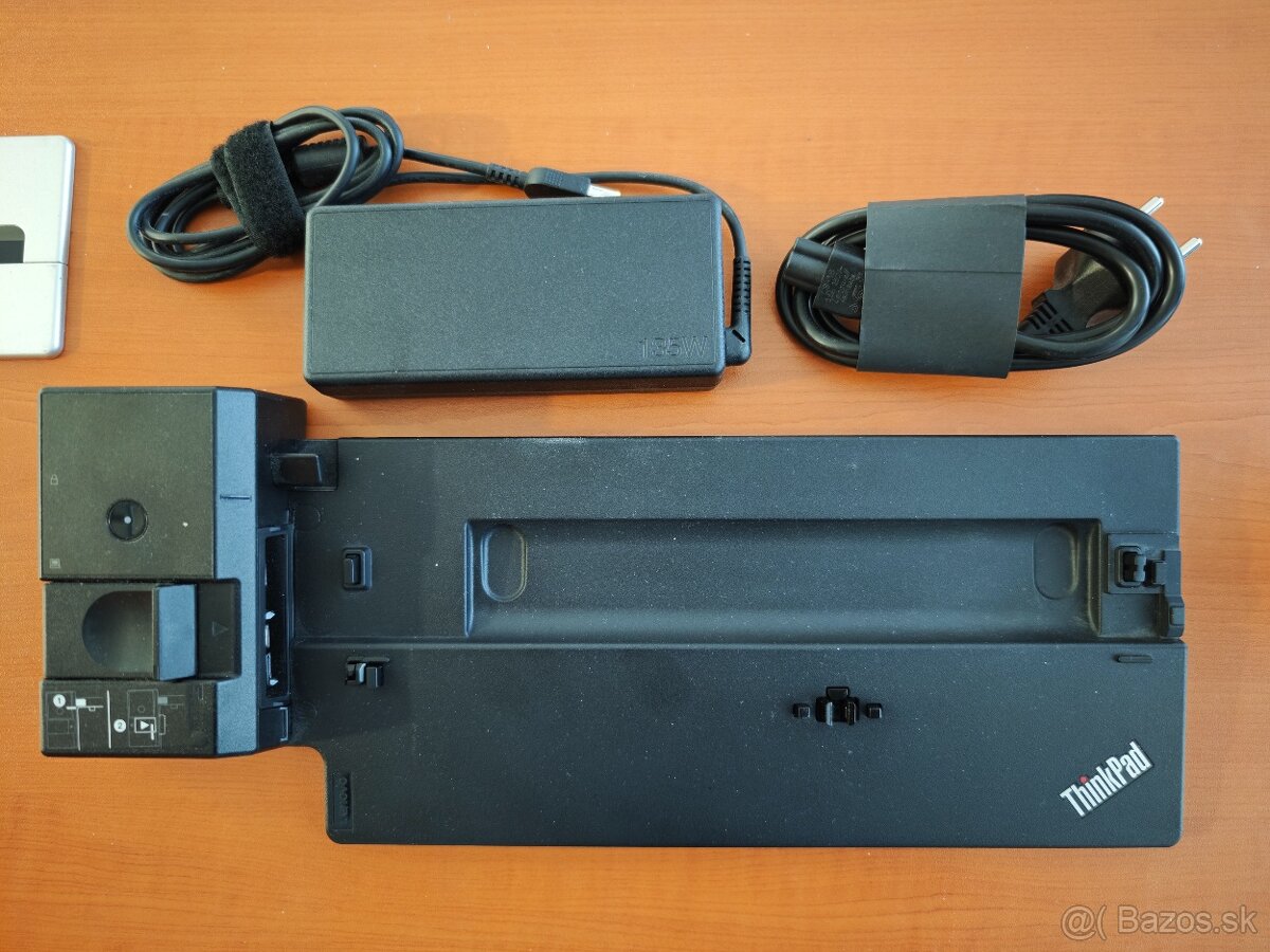 Lenovo T490 Intel Core i7 + Dock Station - 7