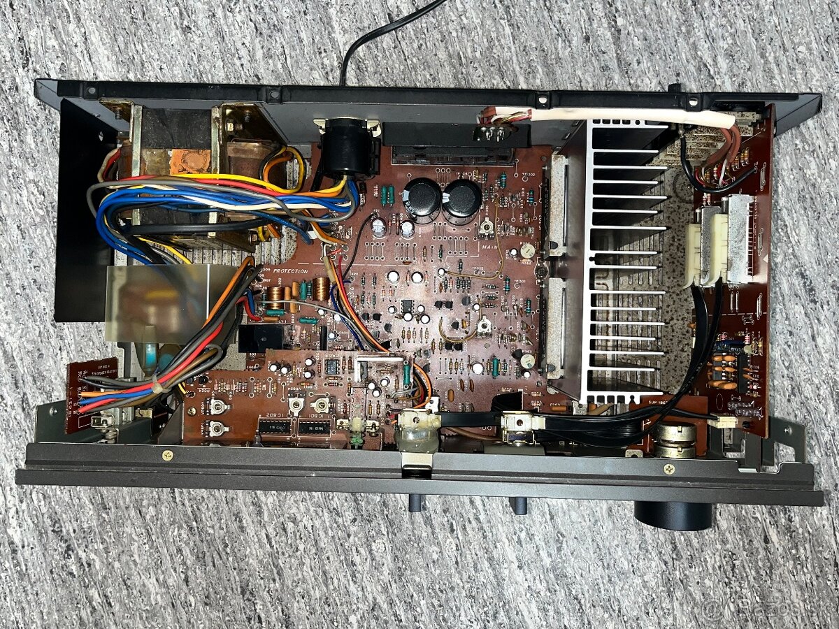 P: Zosilňovac Technics SU-V2A - 7