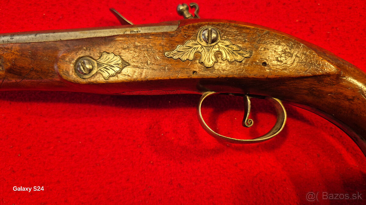 KRESADLOVÁ PIŠTOL - 7