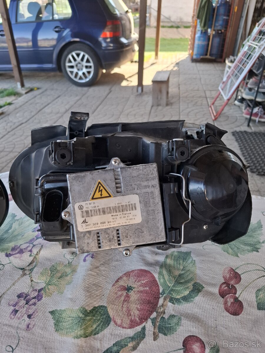 Xenóny na Golf 4 - 7