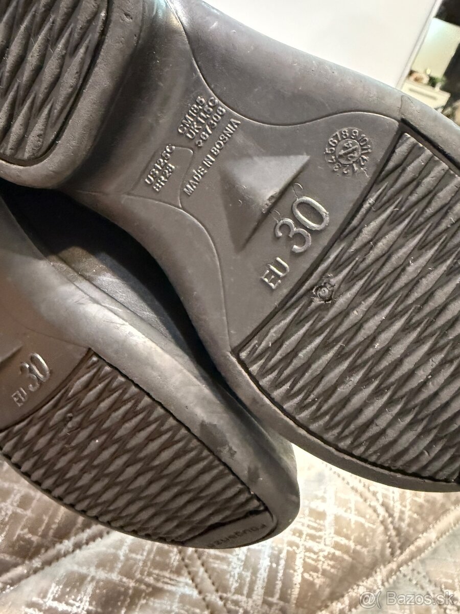 Predám set na jazdenie pre dievča - prilba, čižmy, rukavice. - 7