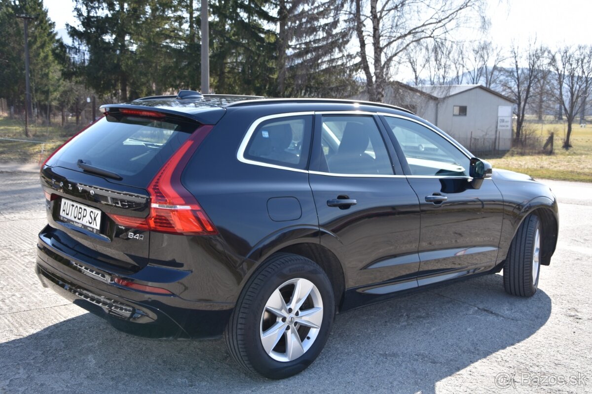Volvo XC60 2.0 B4 mHEV Momentum A/T - 7