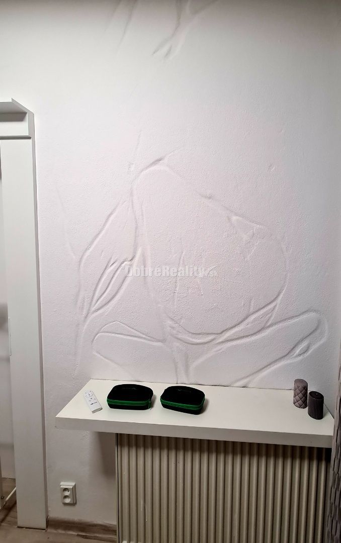 Dobré reality-na prenájom dobre viditeľný priestor na prízem - 7