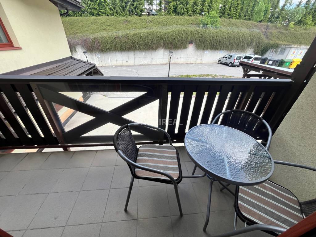 PREDAJ: 2i apartmán s balkónom; 49 m2; Horec-Donovaly; cena - 7