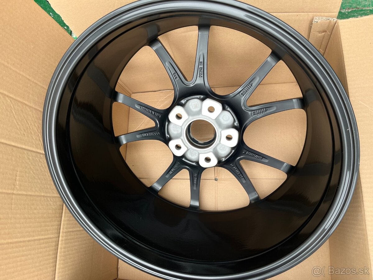 PORSCHE 911 alu kola 20" nové, originál PORSCHE - 7