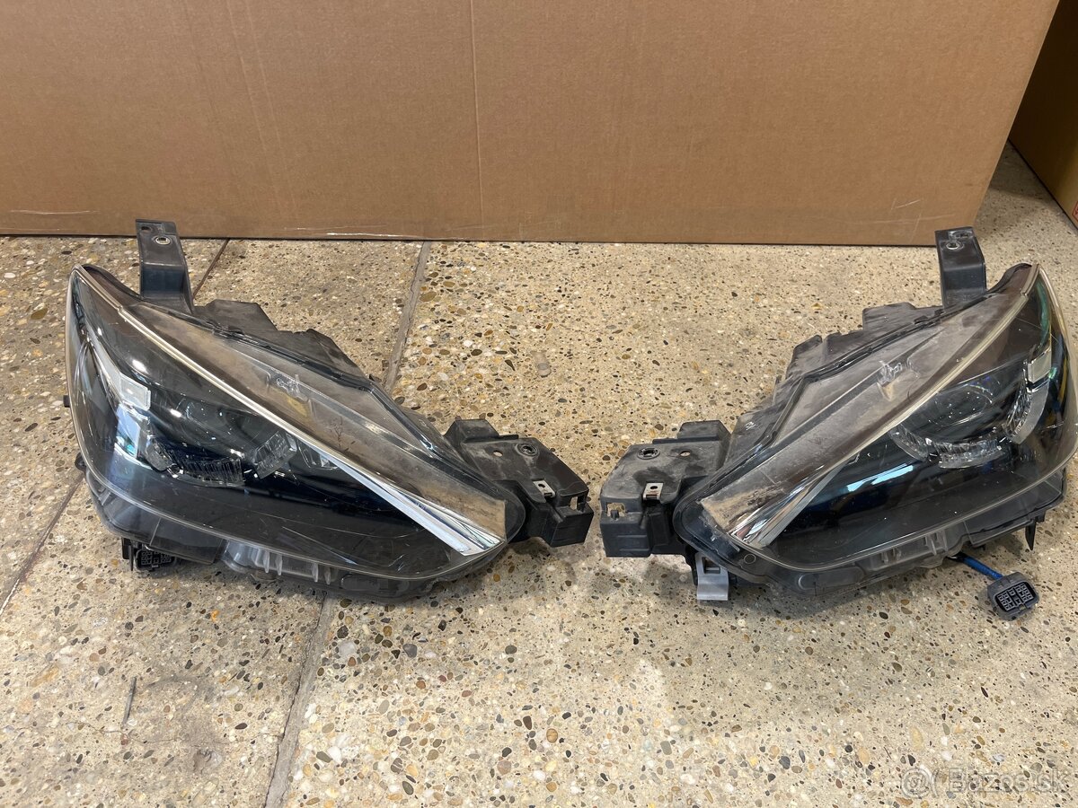 Mazda CX3 kapota svetlá nárazník - 7