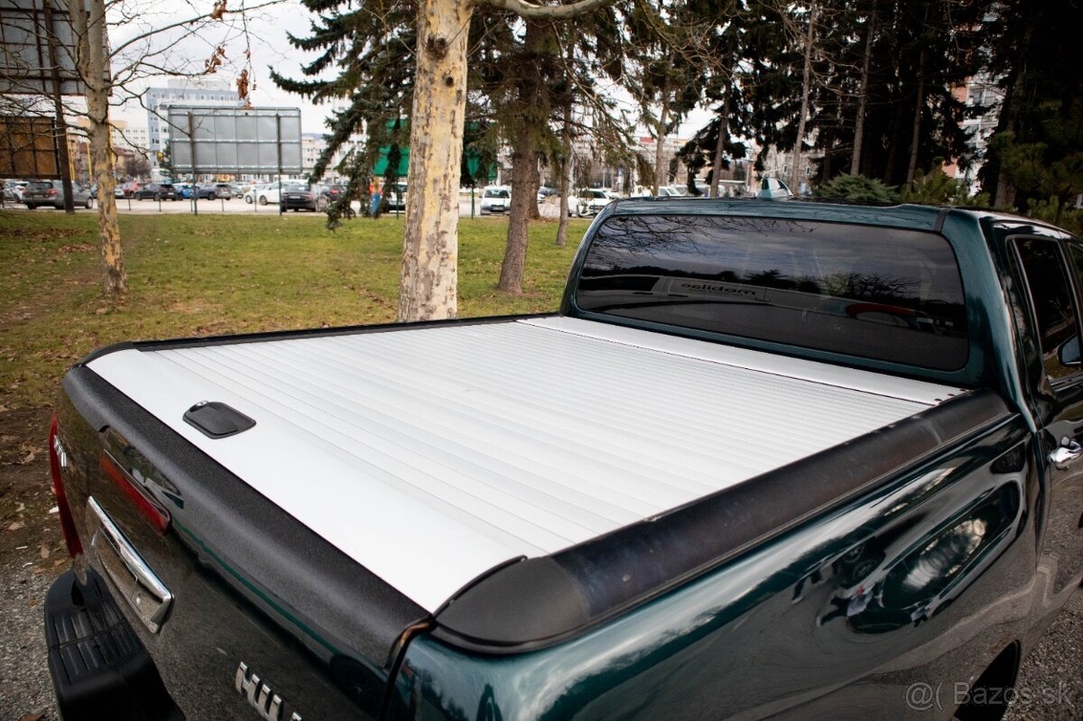 Toyota Hilux 2.4 D-4D - 7