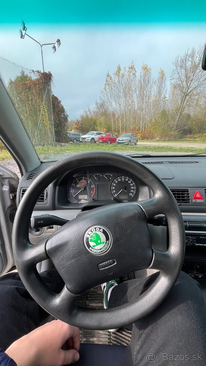 Škoda octavia 1.8 - 7