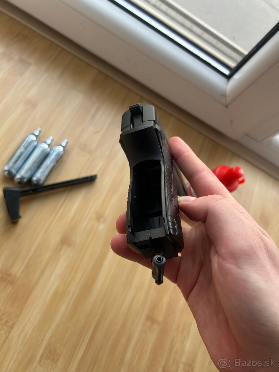 Vzduchová pištoľ Umarex HPP - 7