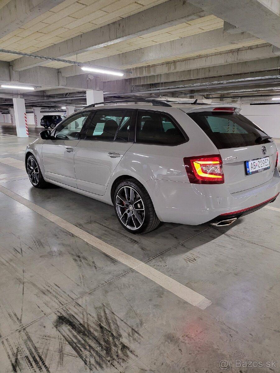 Škoda Octavia Combi 2.0 TSI 245k RS DSG
- 7