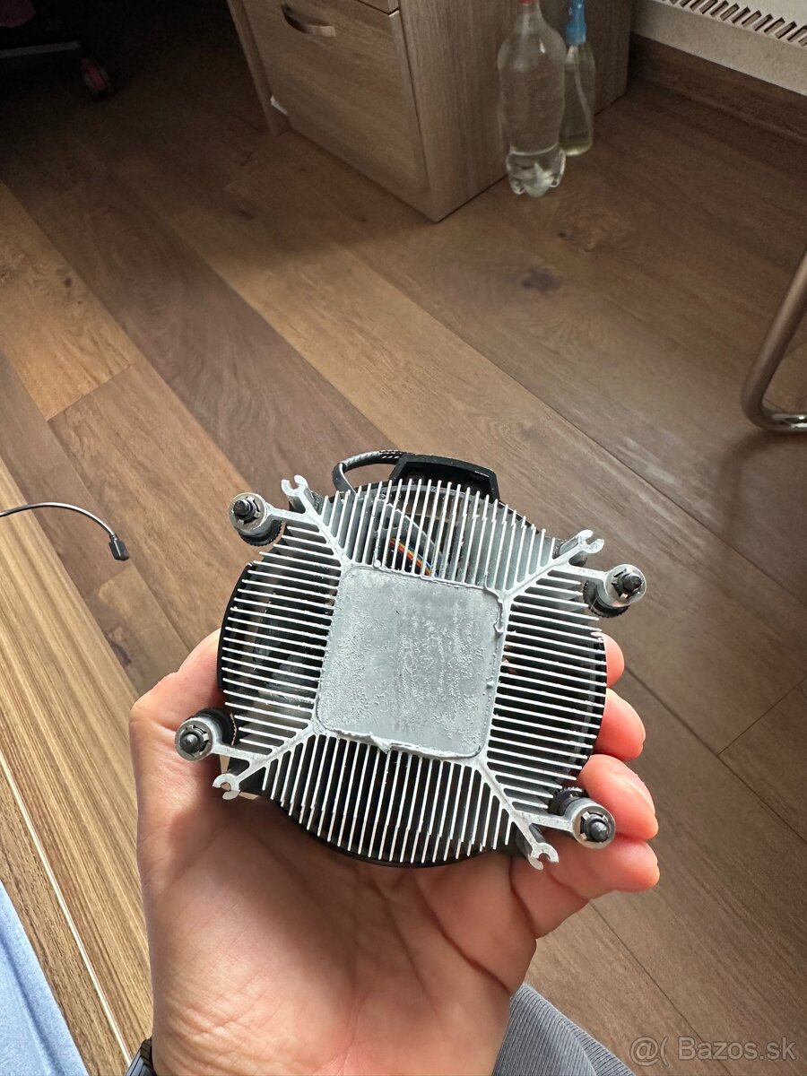 Predám chladič na procesor - 7