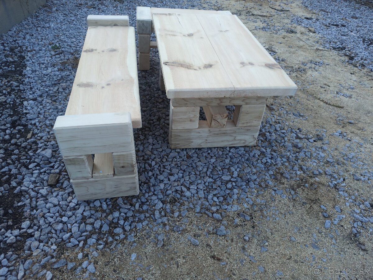 Masívne sedenie - 7