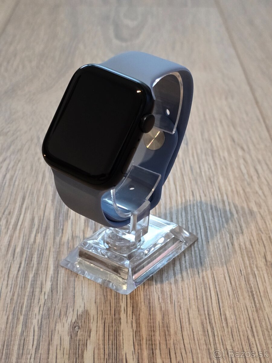 Apple watch se 2 generácie 44mm - 7