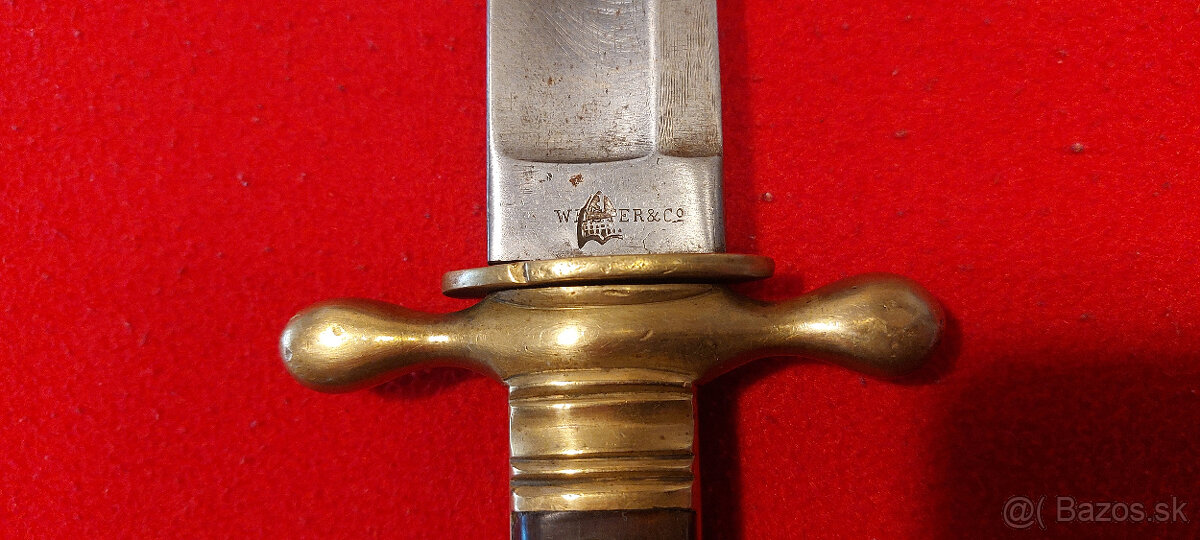 VOJENSKÝ TESÁK - 7