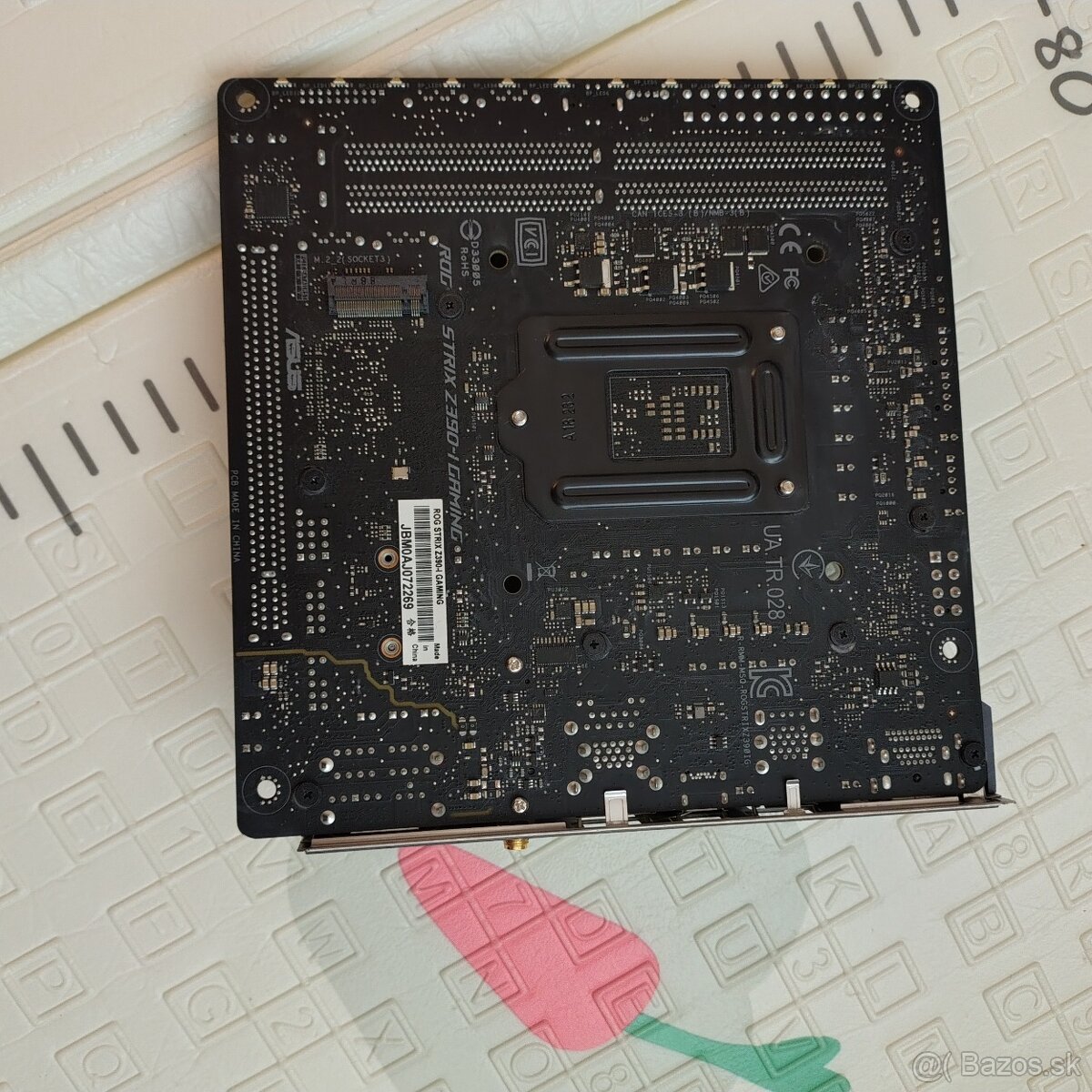 ASUS ROG STRIX Z390-I GAMING - ITX - 7