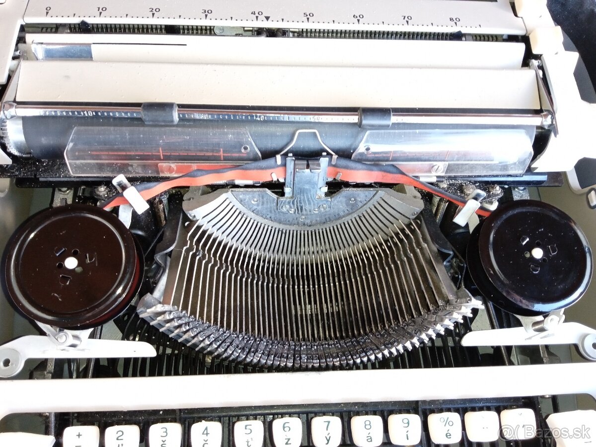 Písací stroj CONSUL – ako nový - 7