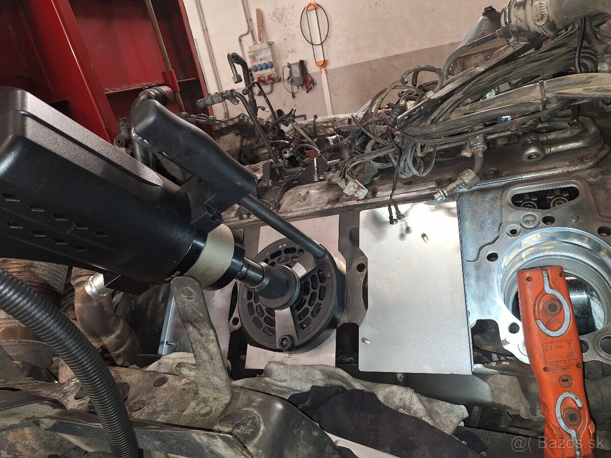 fréza na bloky motorov SCANIA - 7