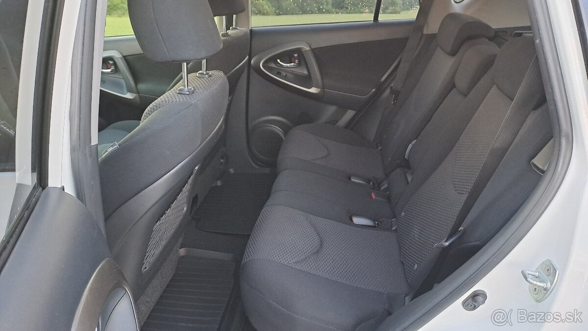 Toyota RAV 4 2.2 D-4D, 4X4 - 7
