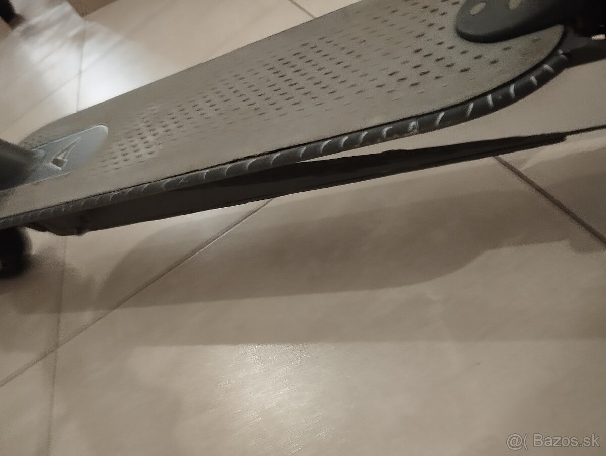 Elektricka kolobežka aerium t350 pro - 7