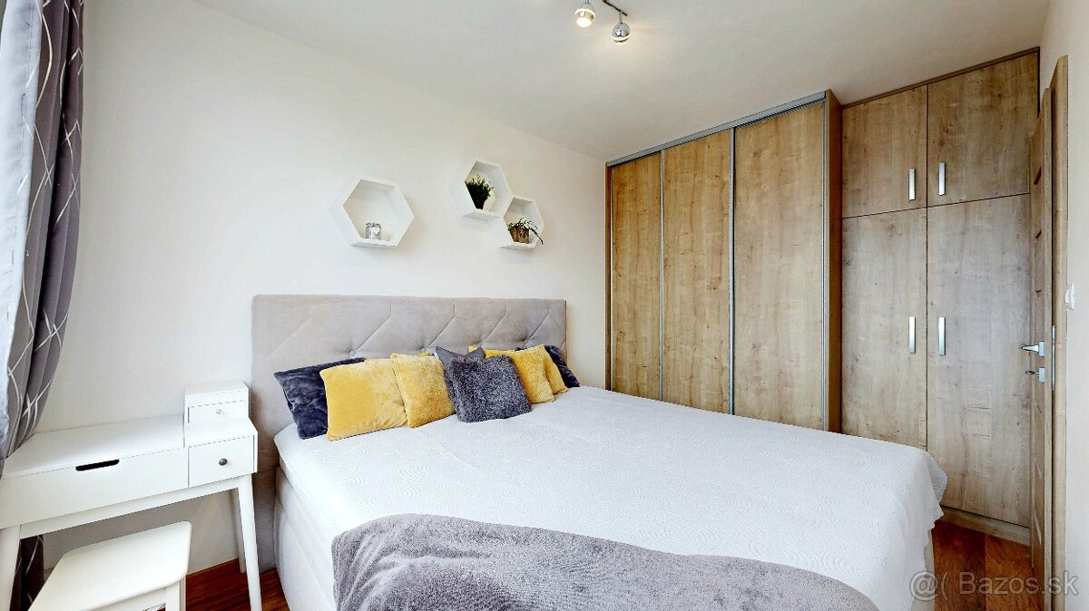 2+KK byt, Kežmarská ul., 40 m2, zrekonštruovaný & zariadený - 7