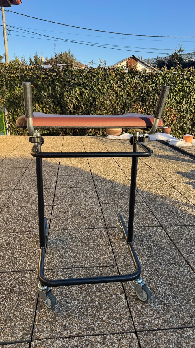 Chodítko (G-aparát) - 7