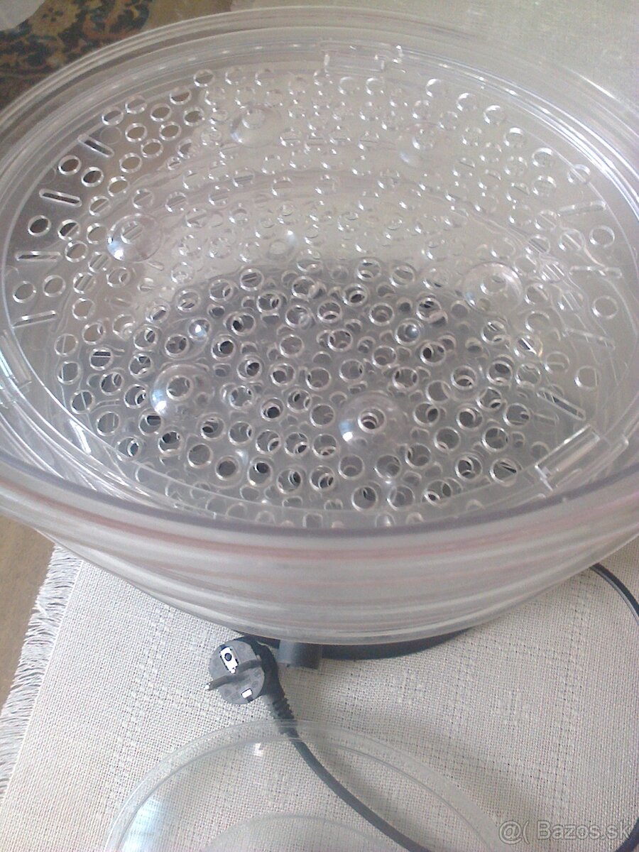 Krájač , parný hrniec. - 7