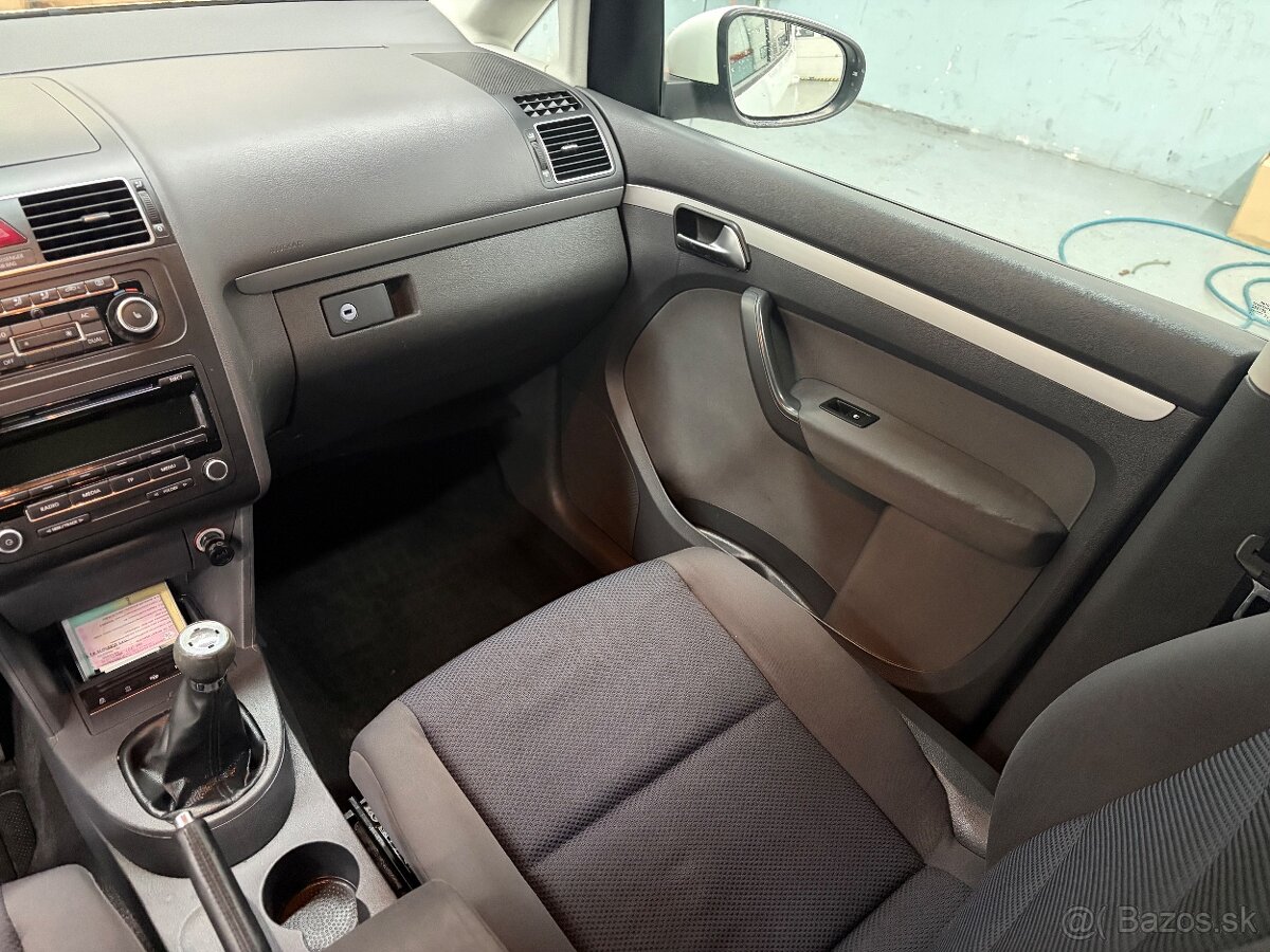Volkswagen Touran 1.6tdi 77kw - 7