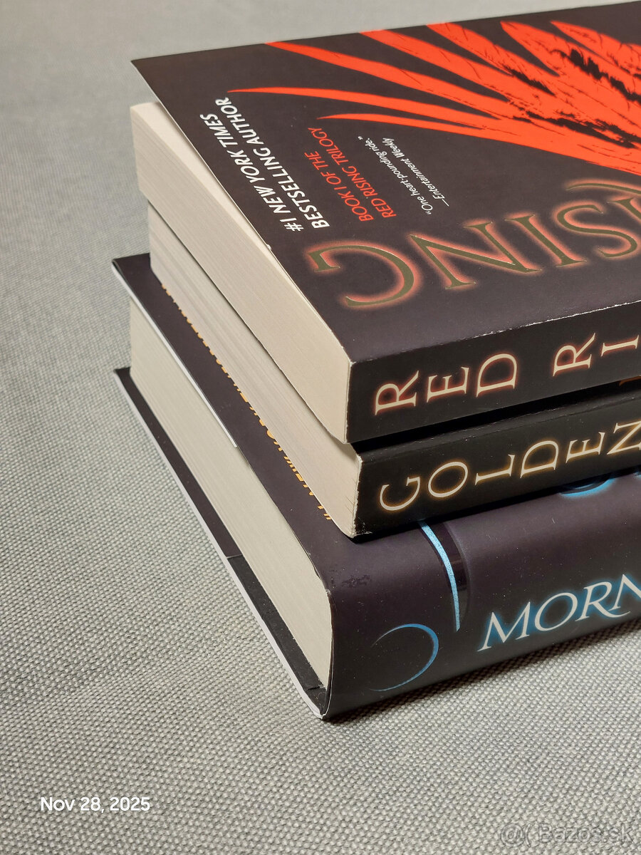 Pierce Brown 'Red Rising' Trilogy - 7