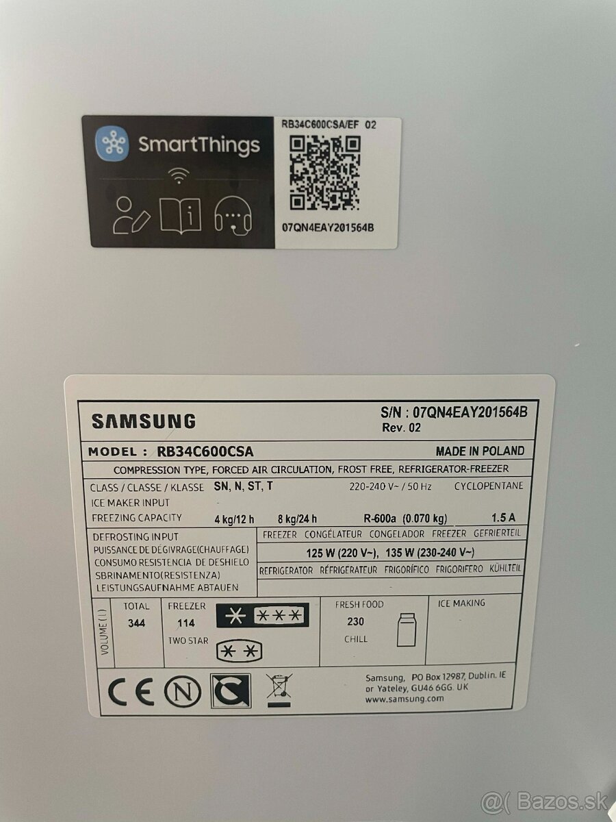 Moderná a takmer nová chladnička Samsung RB34C600CSA/EF - 7