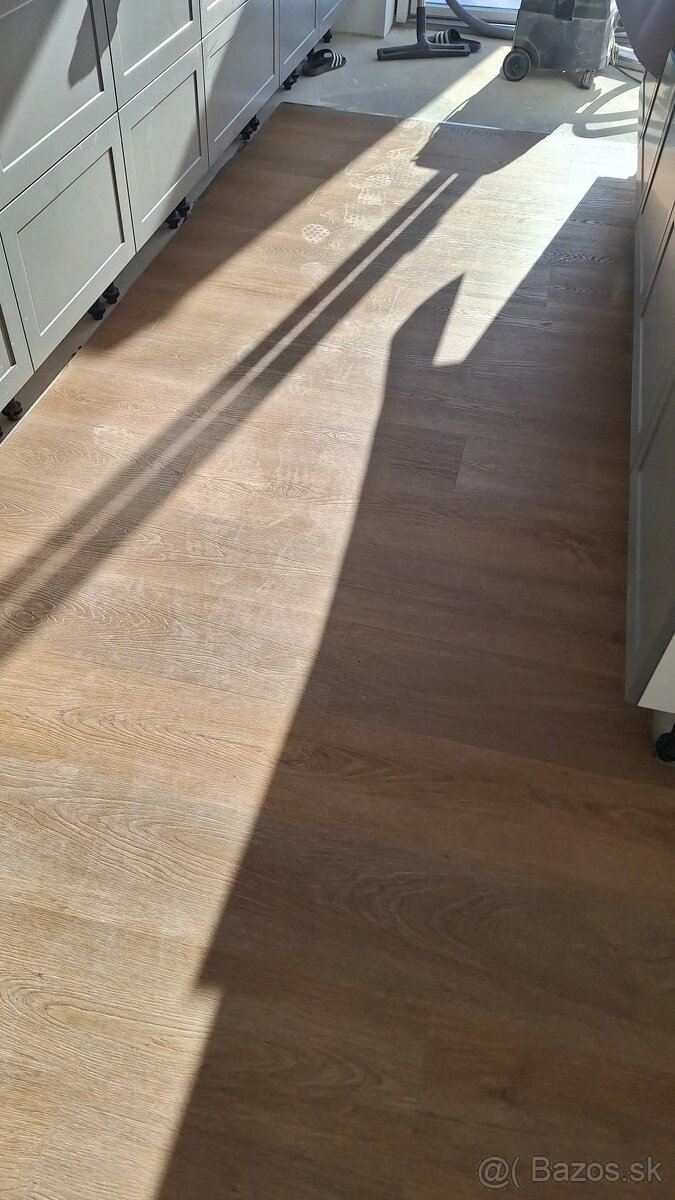 Vynilova podlaha 8mm+ korok - 7