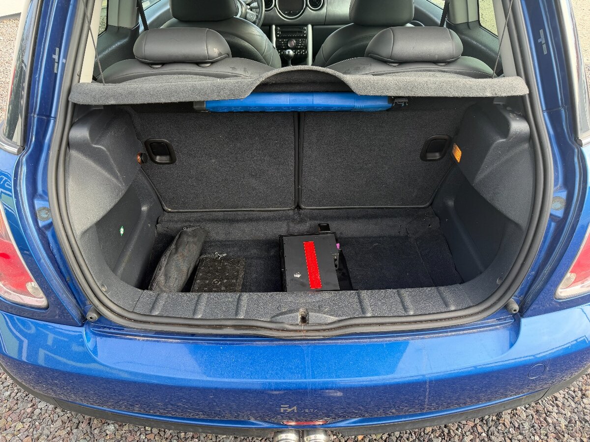 Mini Cooper S • 1.6 Benzín • 6-st. manuál • 4499 € - 7