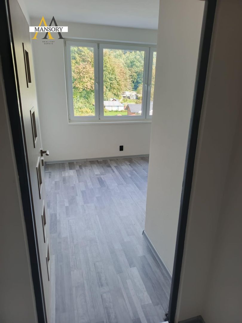 Na predaj 1-izbový byt na 5 poschodí - 7