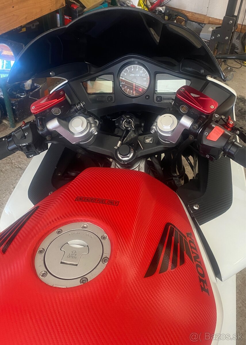Honda VFR 800 vtec - 7