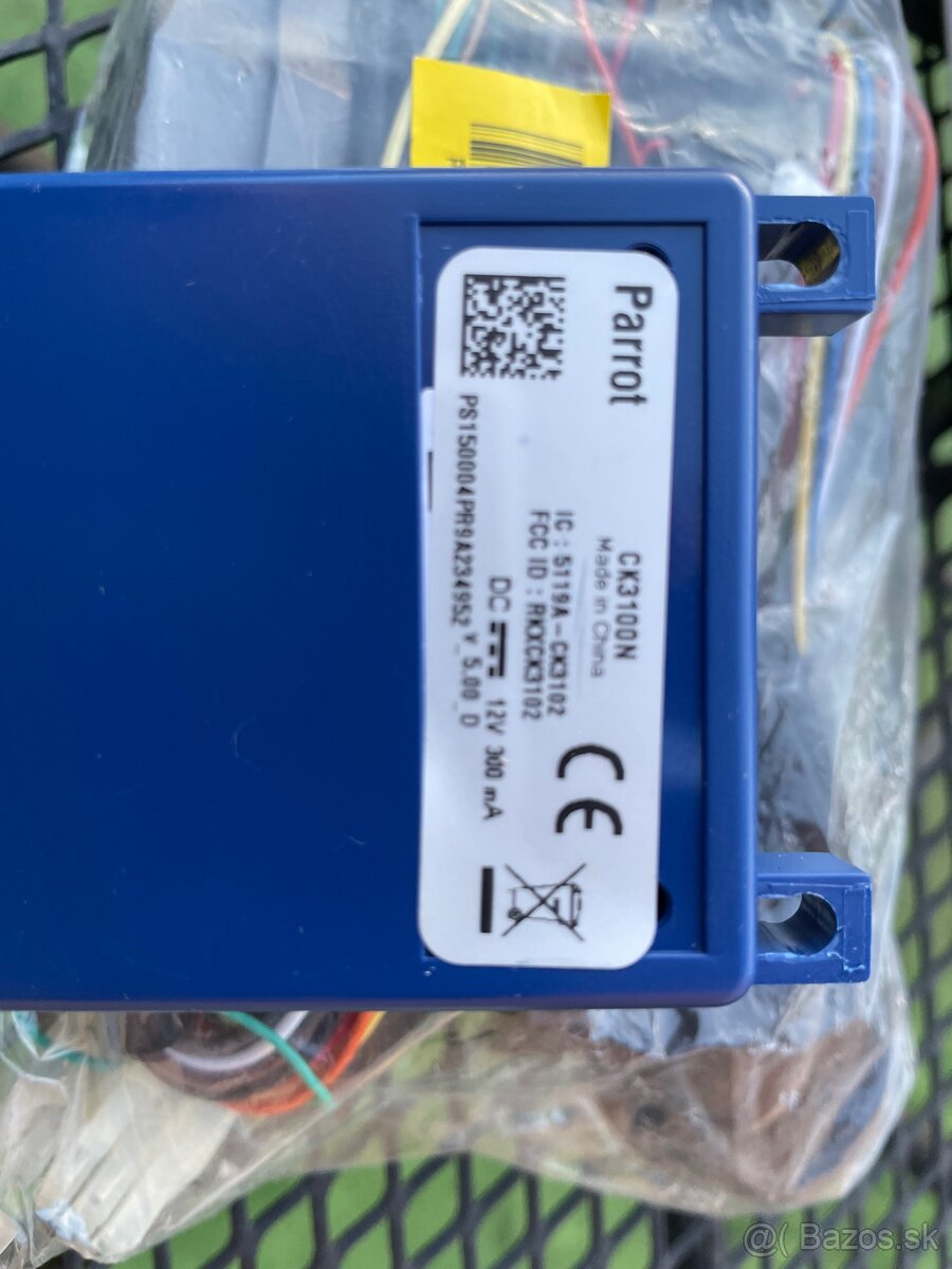 Auto handsfree sada Parrot CK3100LCD - 7