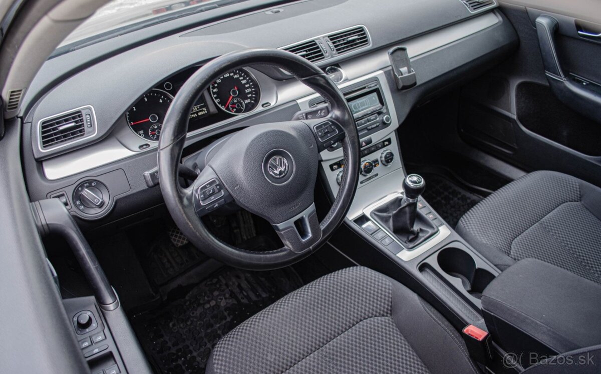 Volkswagen Passat B7 1.6 TDI Sedan - 7