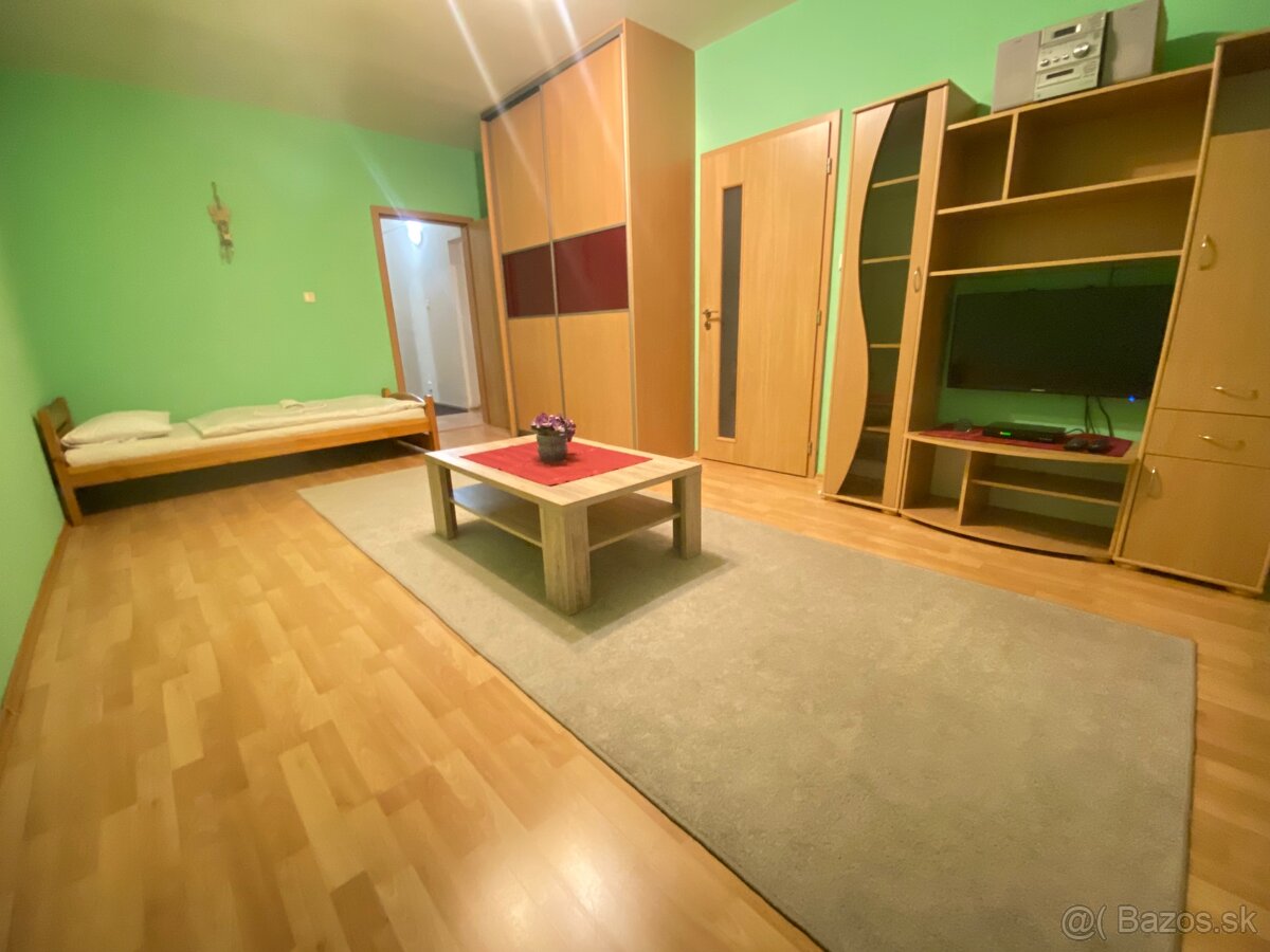 Ubytovanie Levice - 7