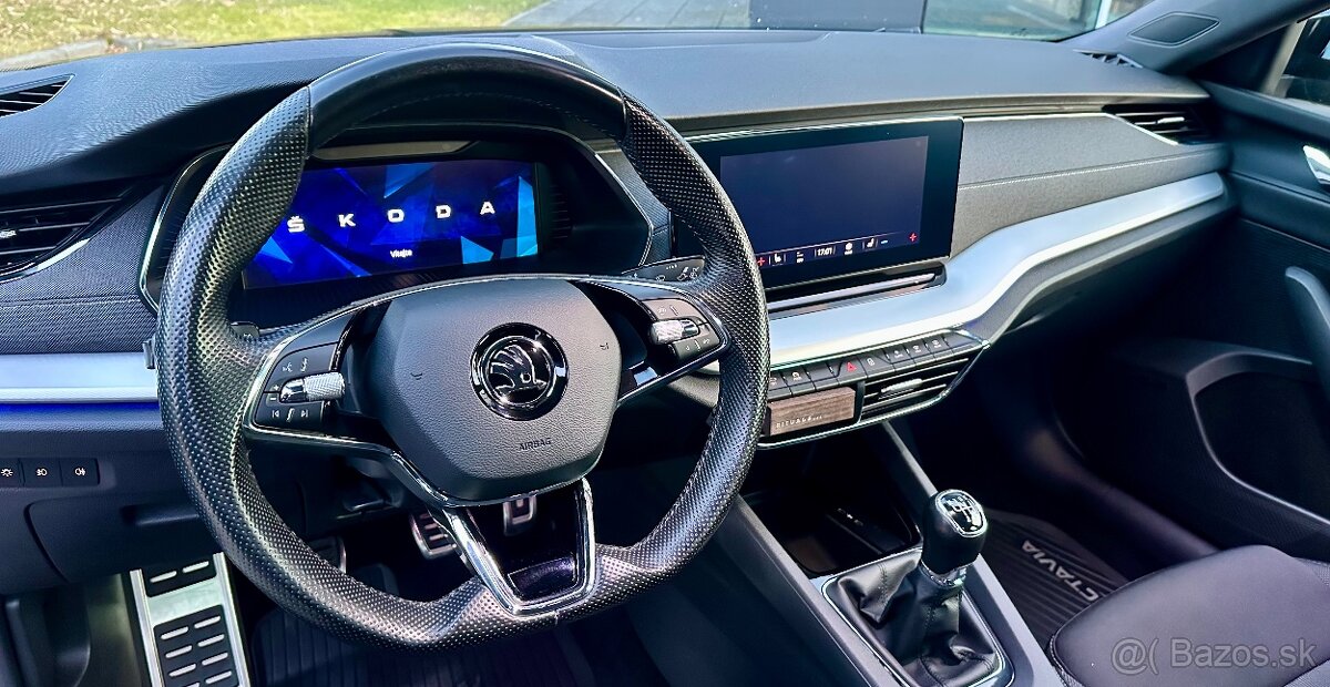 Škoda Octavia IV Sportline TDi - 7