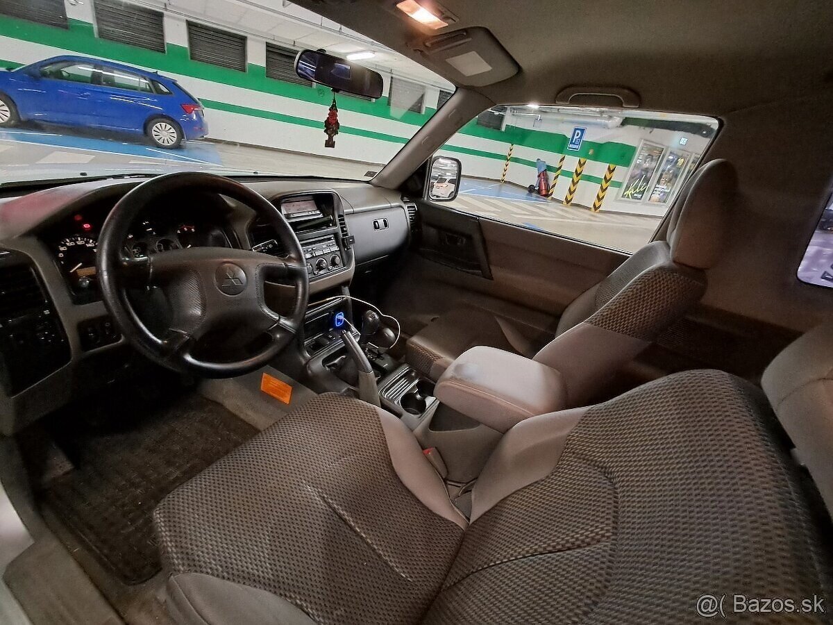 Mitshubishi Pajero - 7