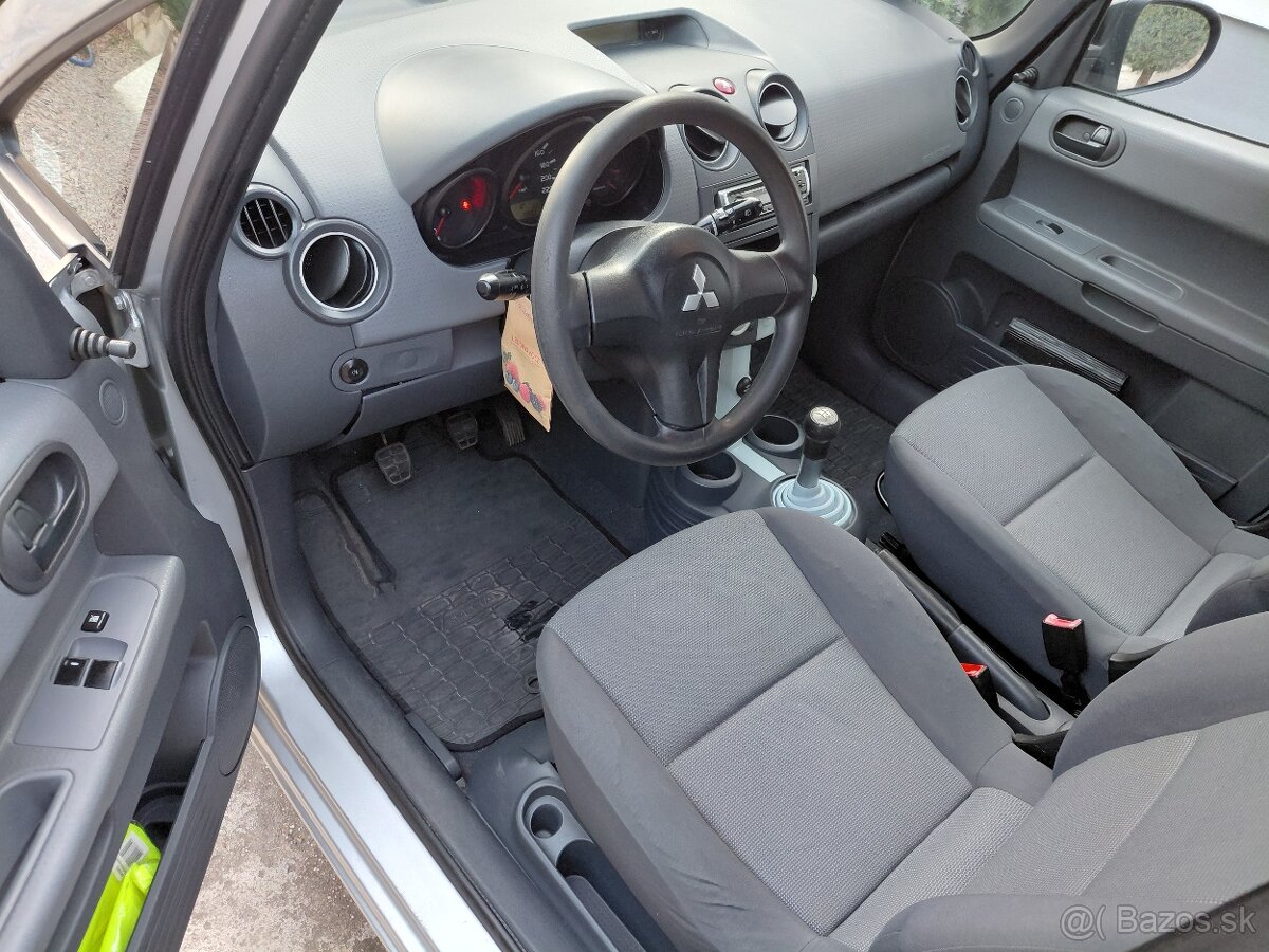 Mitsubishi Colt 1,1 i - 7