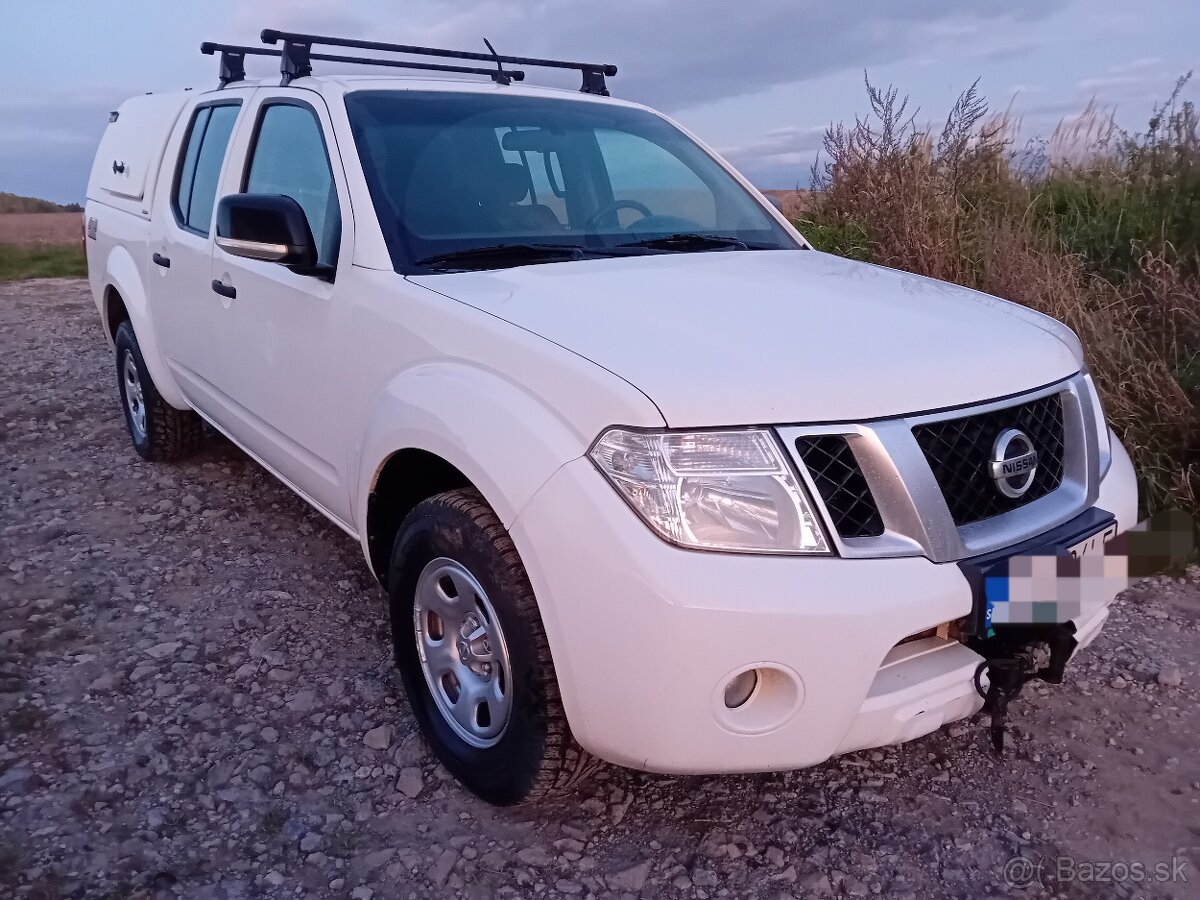 Nissan Navara 2,5 dci 4x4 nová STK a EK REZERVOVANÉ - 7