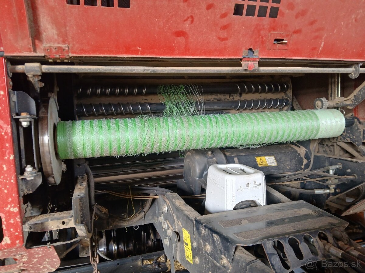 LIS na kulaté balíky CASE RB 454 s řezáním - 7