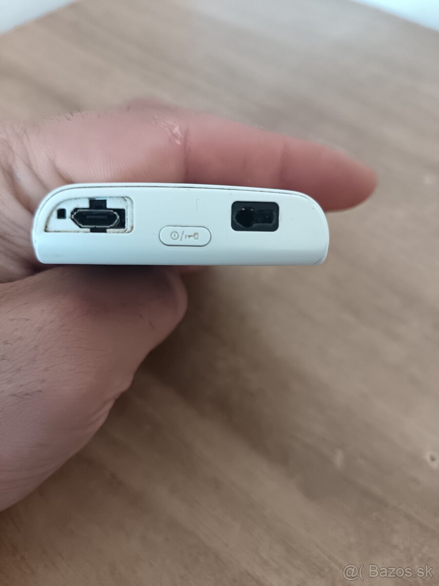 Sony Ericsson Xperia - 7