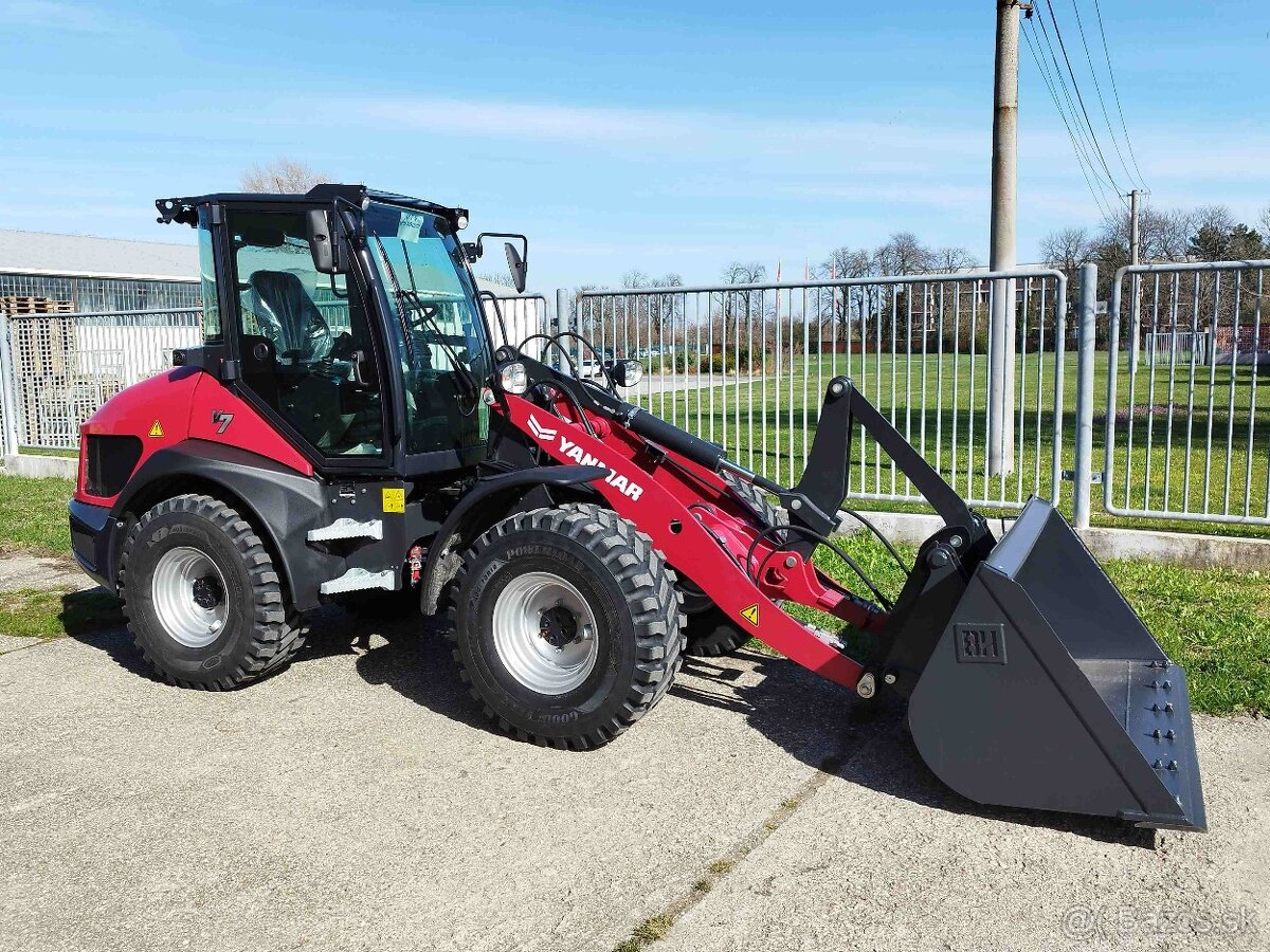 nakladač YANMAR V7 ( nosnosť 1.750kg, lopata 0,7 m ) záruka - 7