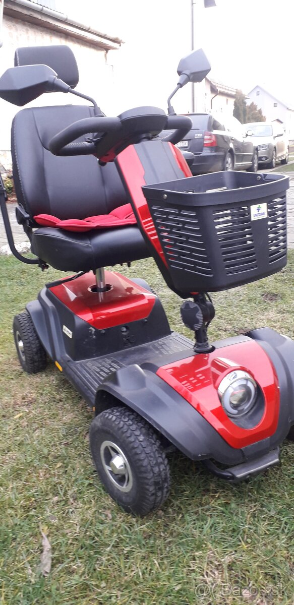 Elektrický vozík pre invalidov. - 7